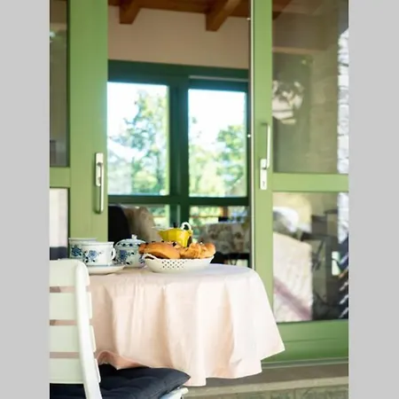 Holiday home Tiny Of Bellagio's Woods *
